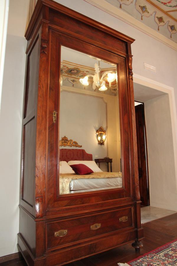 Bed and Breakfast Residenza Dei Ricci Chiusi Exterior foto